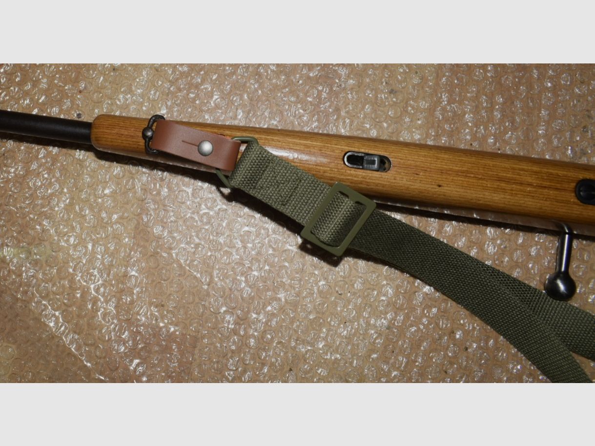 Luftgewehr Haenel 49a - 1957 - Feder und Manschette NEU 12er Magazin und Tragegurt