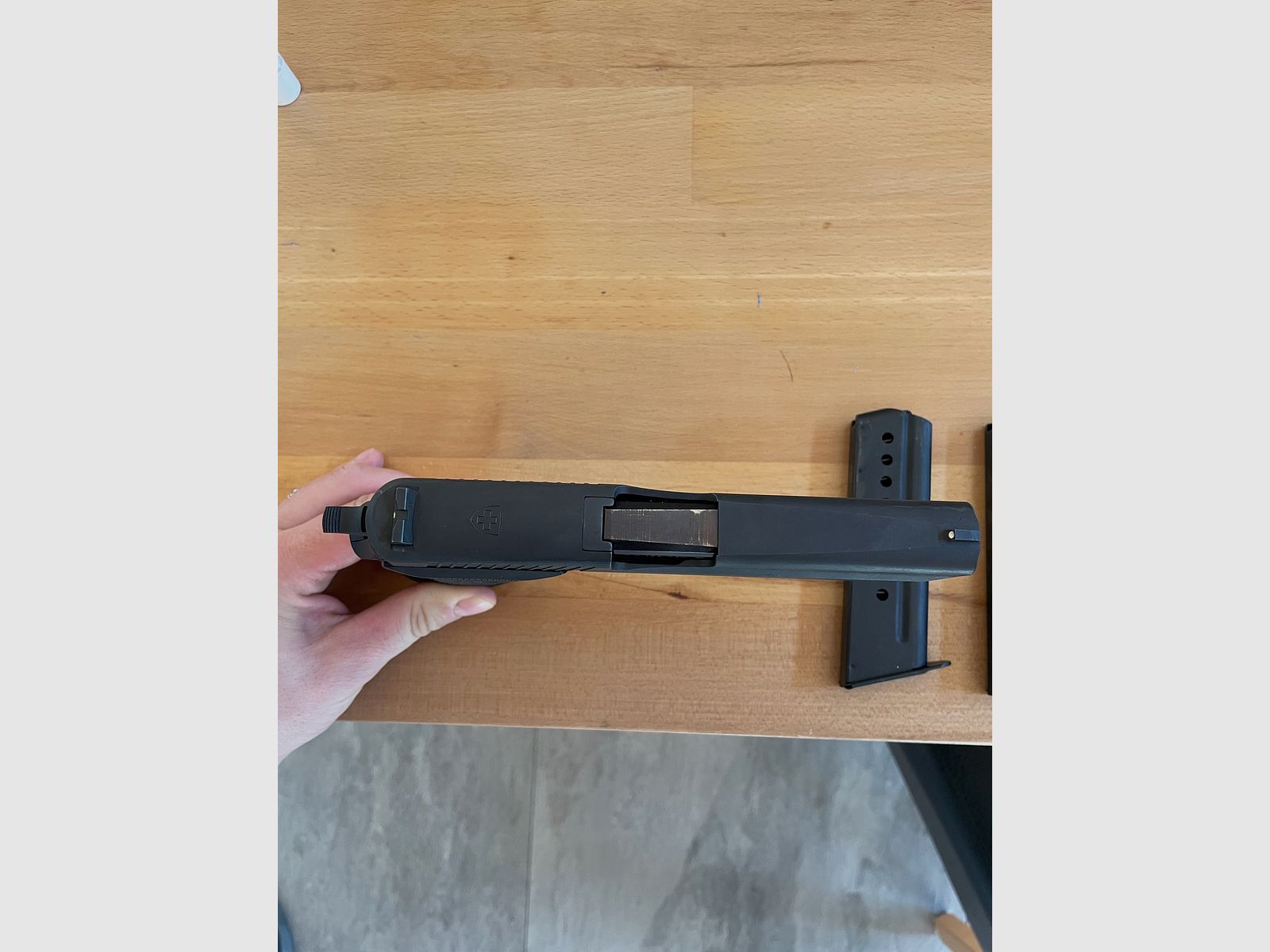 SIG  P220 (Pist 75) - Neuwertig aus Zeughausbestand