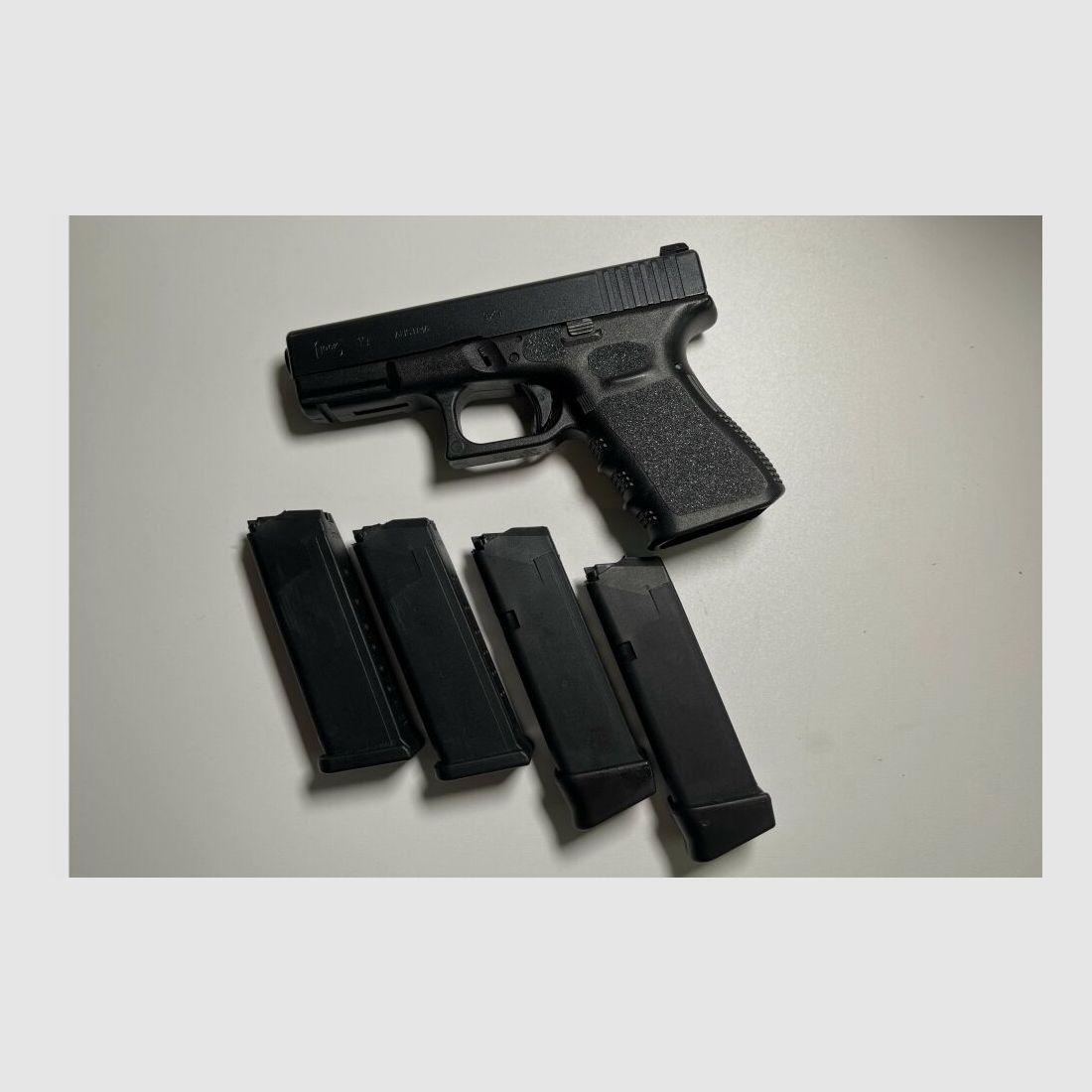Glock 19 inkl. 4 Magazine 9mmLuger