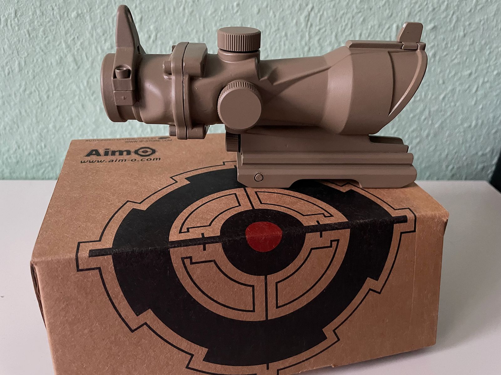 Aim-O 1x32 Red Dot Desert ACOG Style