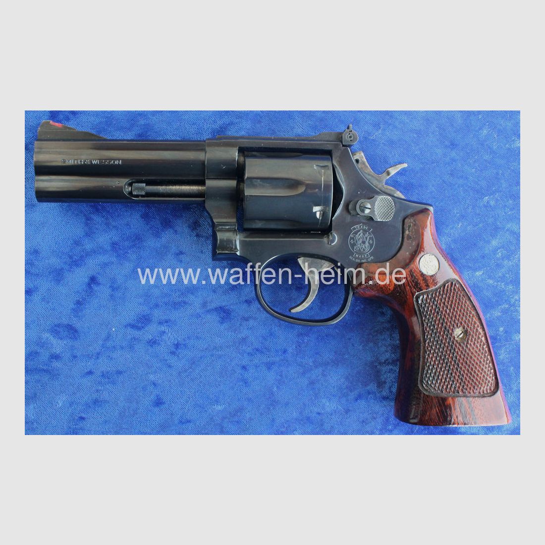 Smith & Wesson 586 / 4"