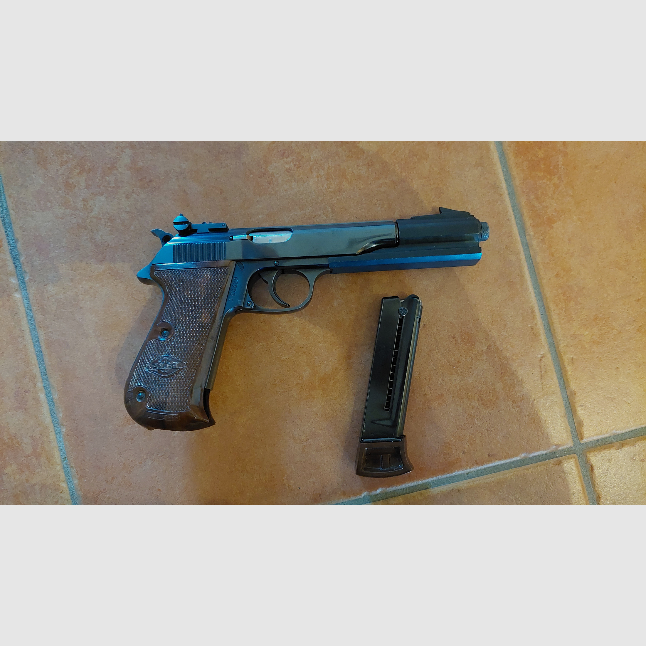 Sportpistole MANURHIN (Walther PPK) Kleinkaliber