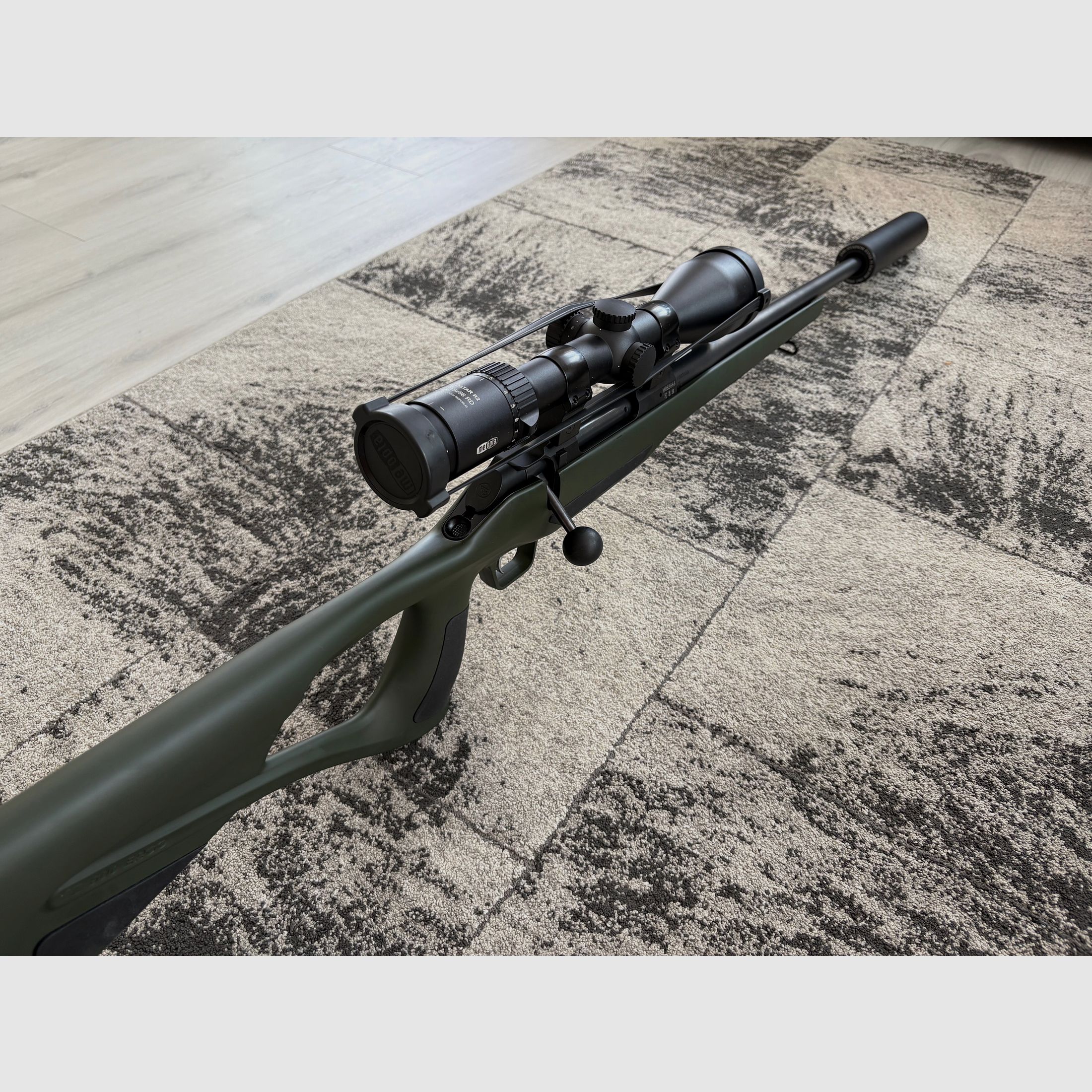 CZ 600 Ergo .308 Win mit Meopta MeoStar R2 und Schalldämpfer Jaki Titanium Super