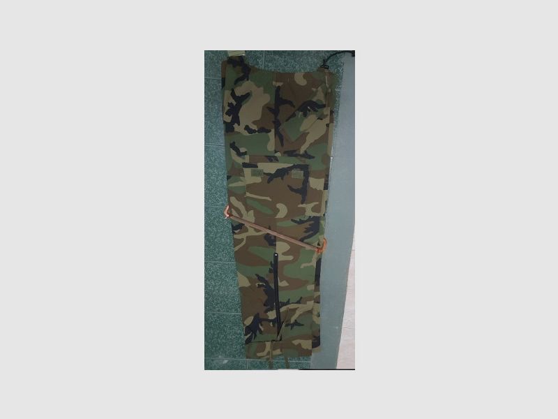 Waterdichte Camouflage Broek Art. 15228, afbeelding 1 van 2