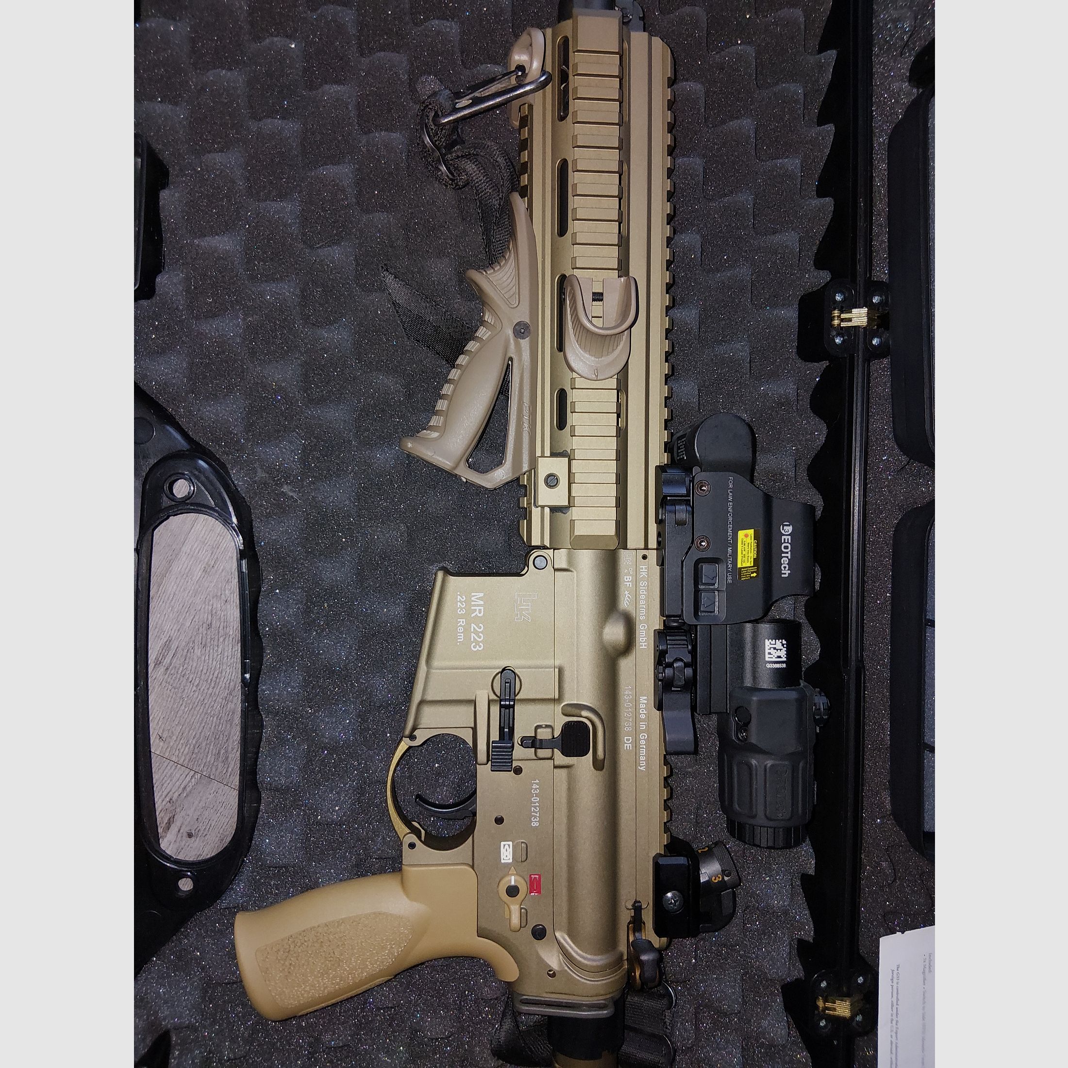 HECKLER & KOCH MR223 A3 inkl Eotech + Magnifier