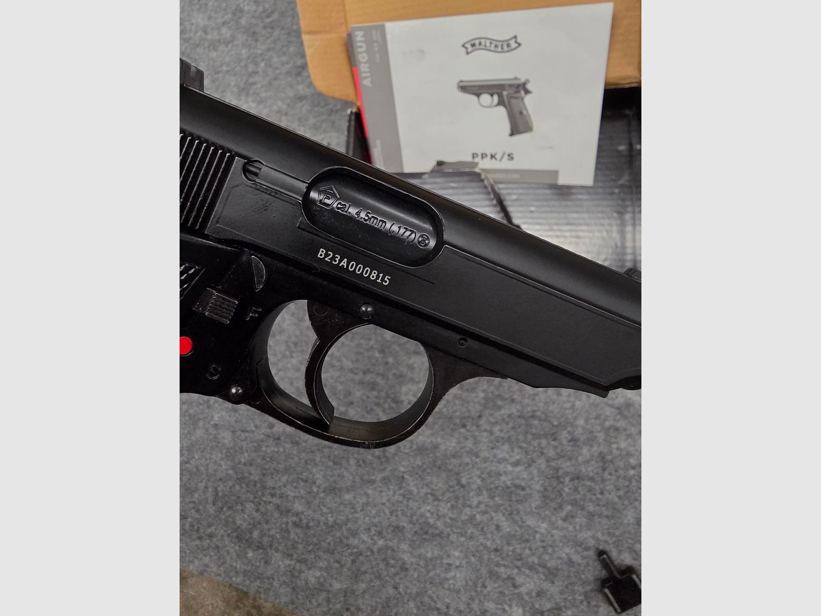   Walther PPK/S CO2-Pistole  Cal. 4,5 mm Stahl BB