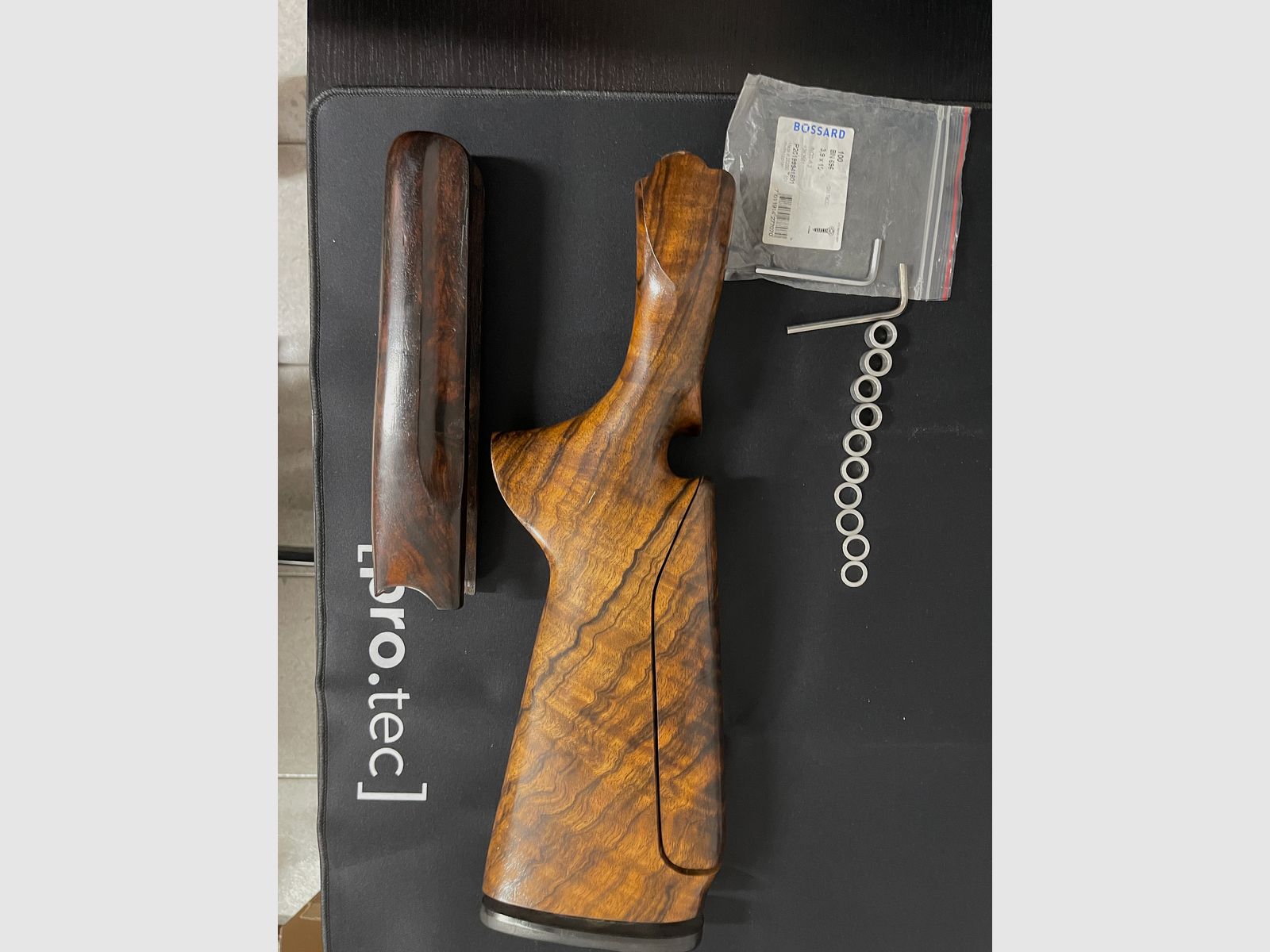 Beretta 682 Gold – Schaftset (Hinterschaft + Vorderschaft, verstellbar, Walnuss, RH)