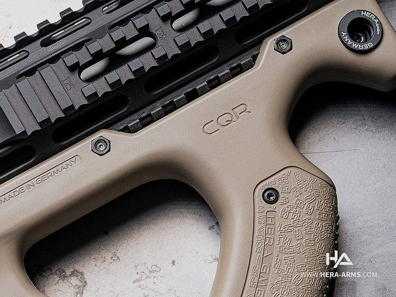 HERA ARMS CQR Agarre Frontal Negro