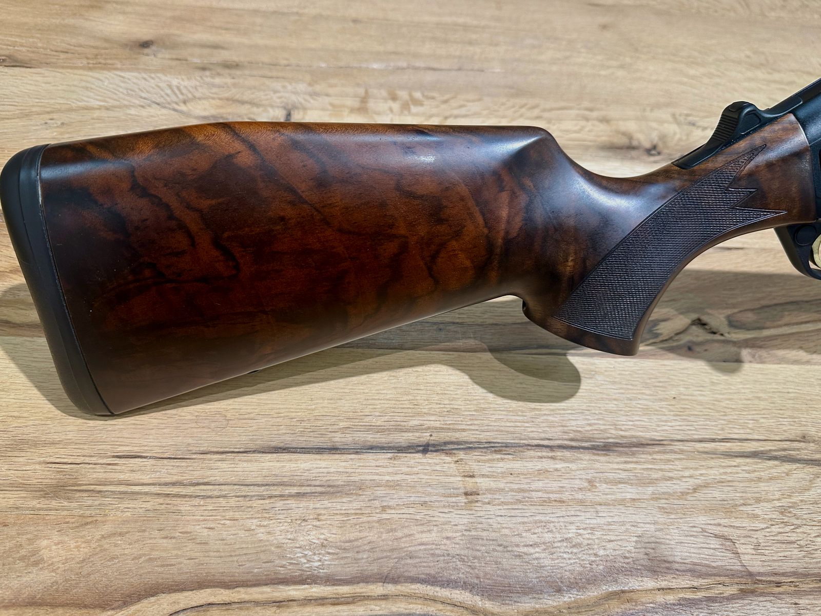 Rifle de repetición Browning Mod. Maral estriado Cal. .308 Win.
