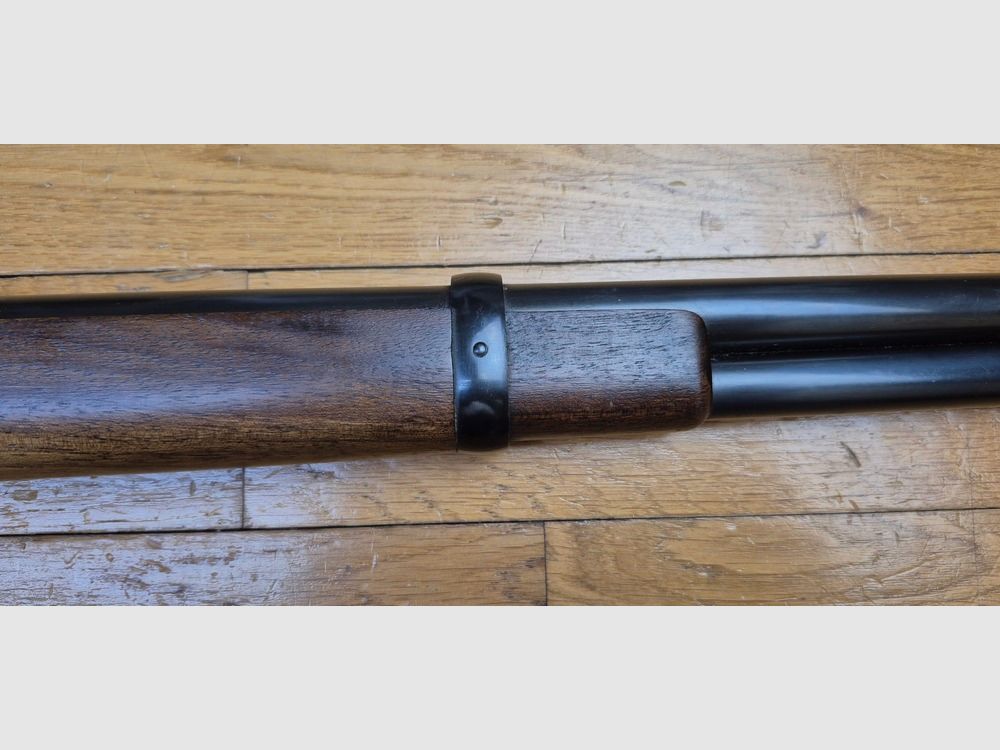 Très belle Winchester 1866 – Modèle Carabine pour Navy Arms – Arme Uberti Made in Italy de 1973 – Cal. 44-40 Win – 9 coups +1 – Excellent état ! – Une des meilleures si ce n&rsquo;est la meilleure reproduction pour le marché US – TBE+ /TBE++, image 9 sur 32