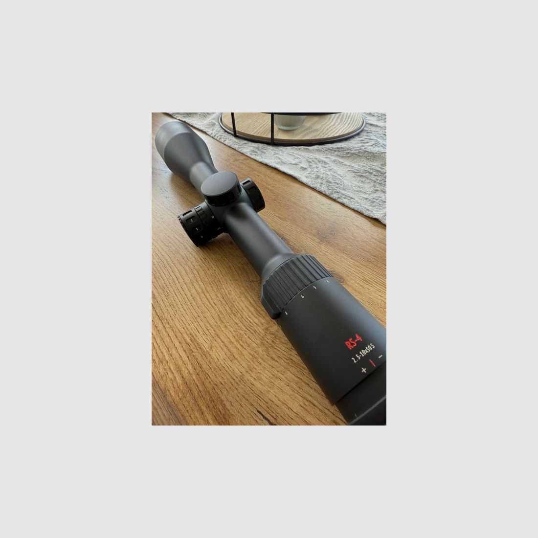 Zielfernrohr Minox RS4 2,5-10x50 S Absehen 4 LP