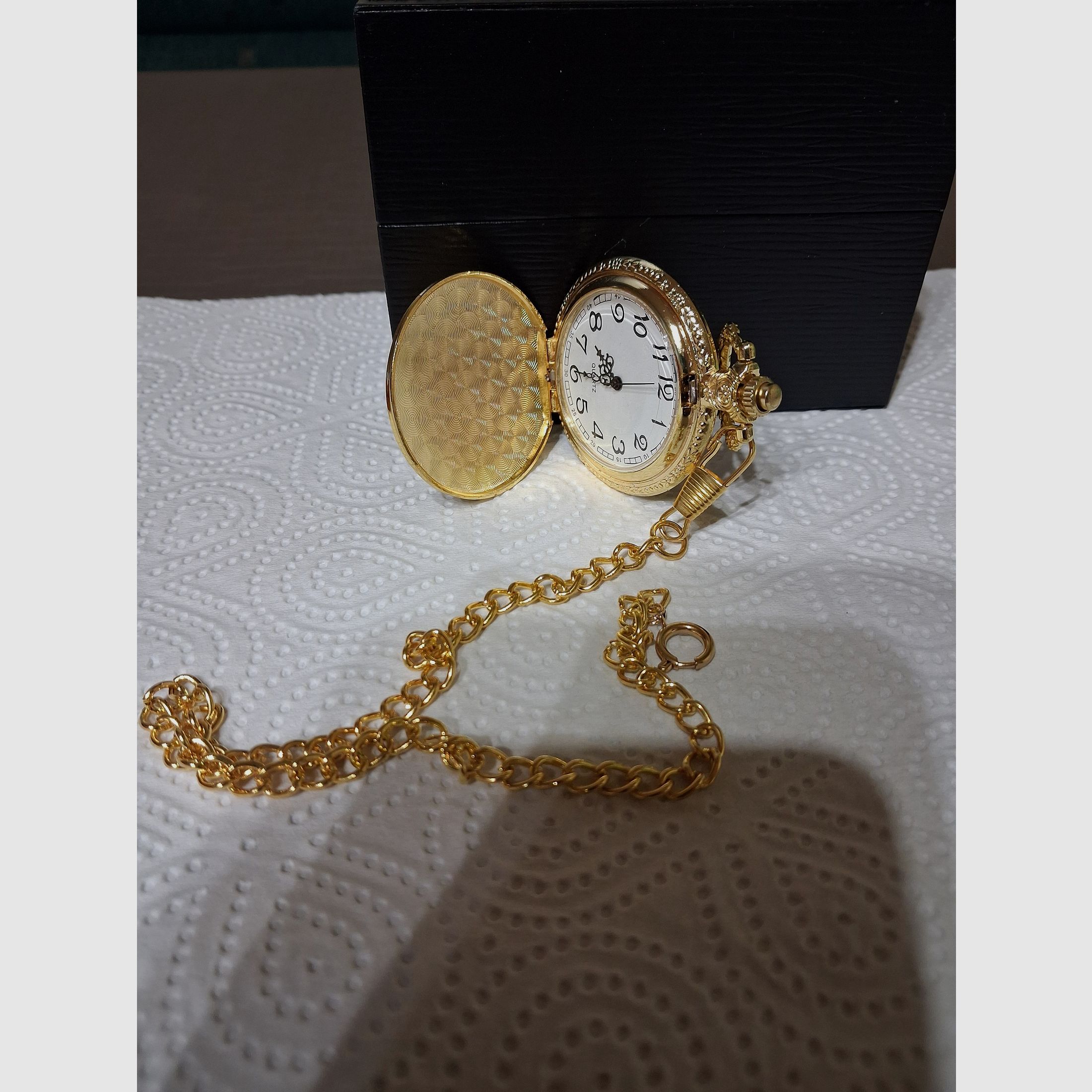 Zakhorloge met jachtthema