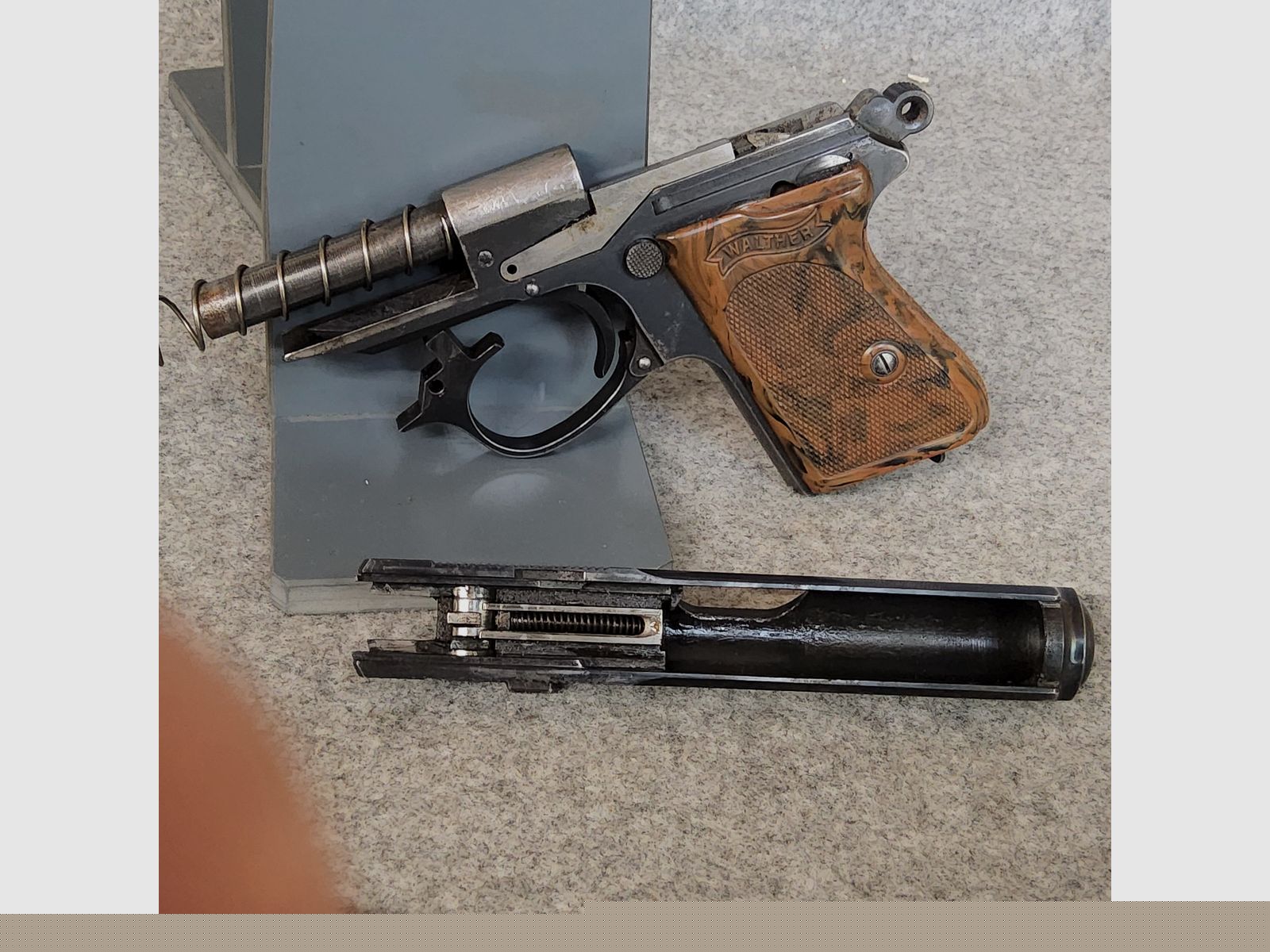 Walther Zella- Mehlis PPK- 90 ° Safety