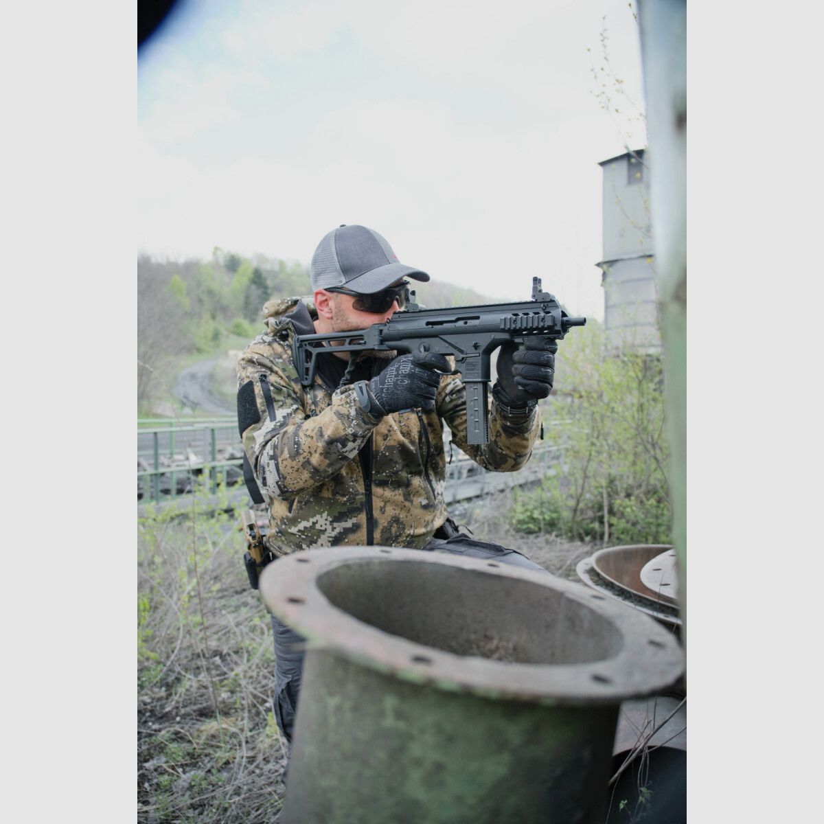 Beretta PMX Airsoft Submachine Gun free from 18 years