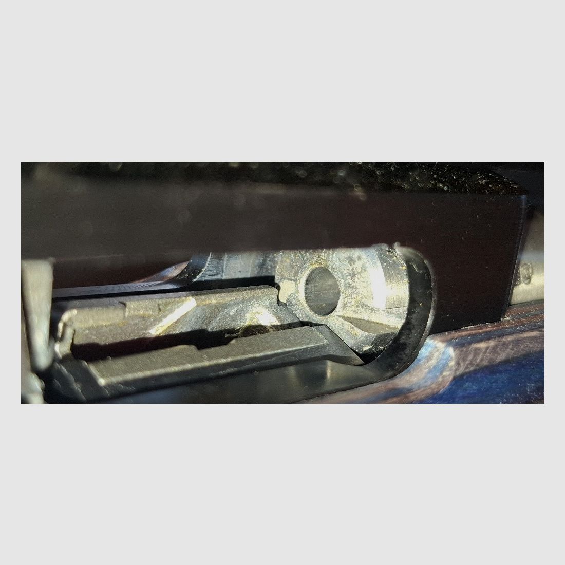 Magnum Research MLR-1722 blau