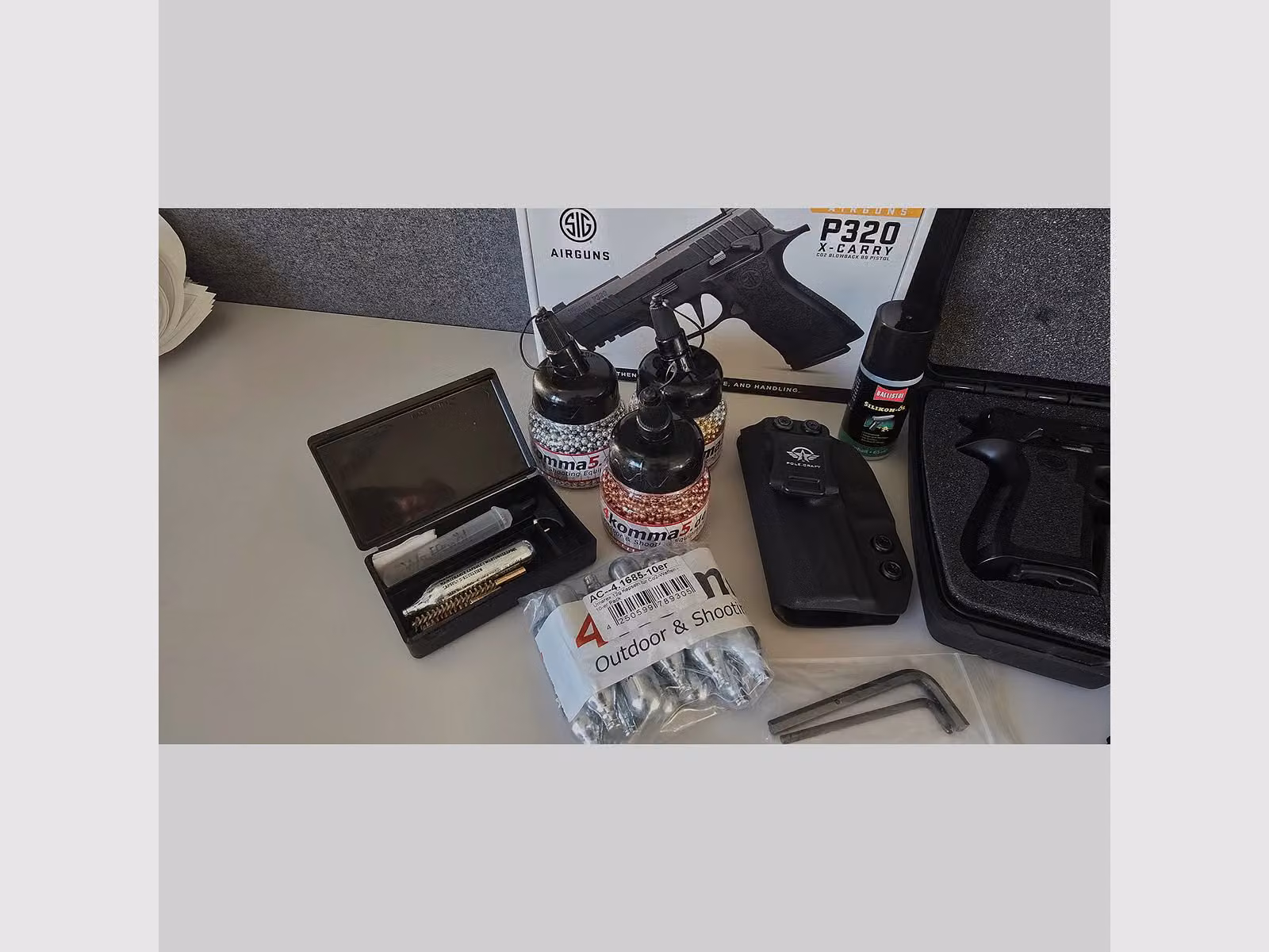 Lot Sig Sauer - 4,5mm CO2 Sig Sauer P320 X Carry & P365 et accessoires, image 3 sur 16
