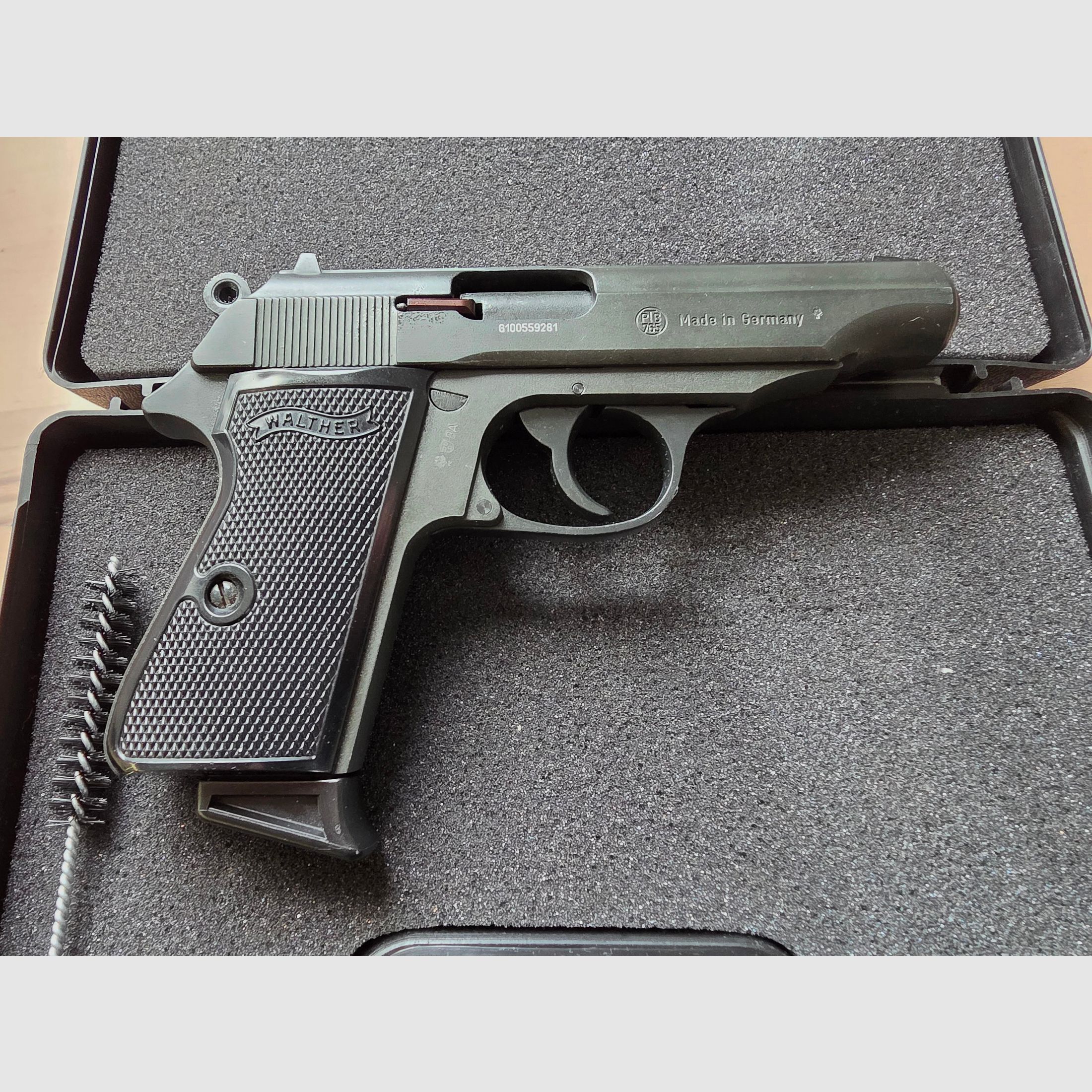 As new Walther PP caliber 9mm PAK blued PTB 765 blank firing SRS