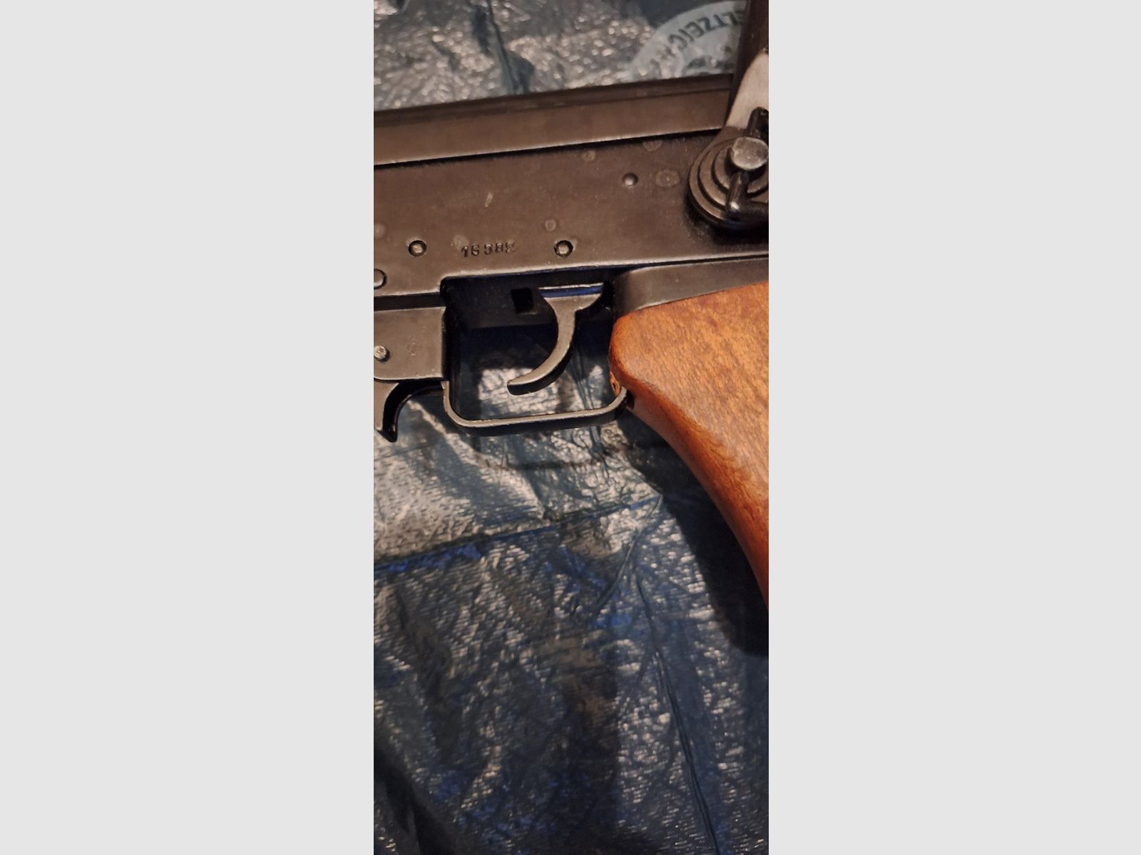 Kalaschnikow AK-47 Replika – guter Zustand, mit Gebrauchsspuren – 150 € VB