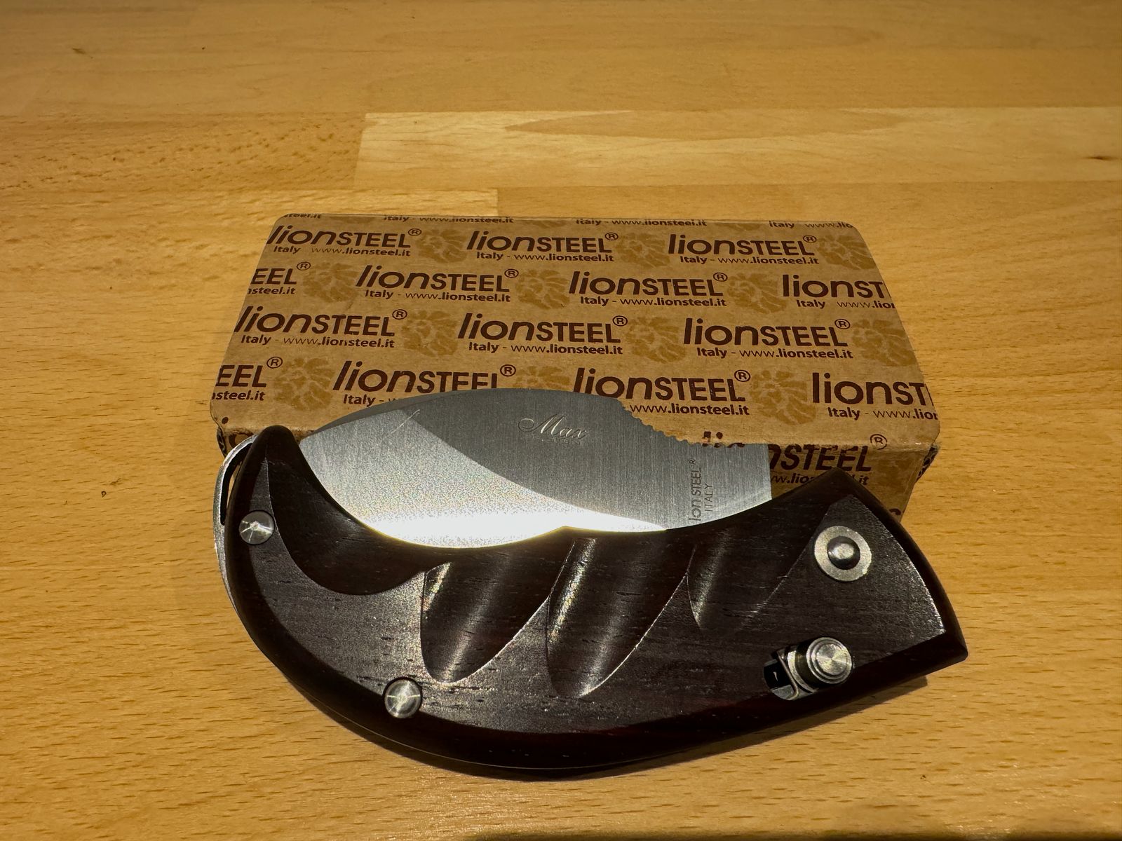 Lionsteel Max Design pocket knife NEW, image 2 of 3