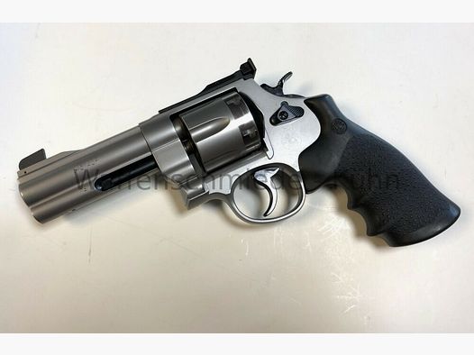 Smith & Wesson	 625-8