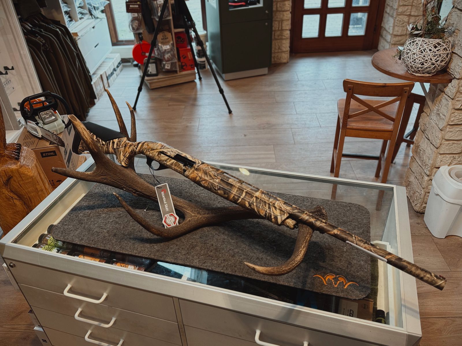 ISTANBUL SILAH Impala Plus MAX-5 Semi-Automatic Shotgun