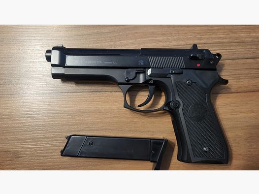 Beretta M92 FS Softair pistolet 0,5 Joule (6 mm BB) inkl. magazyn & BBs