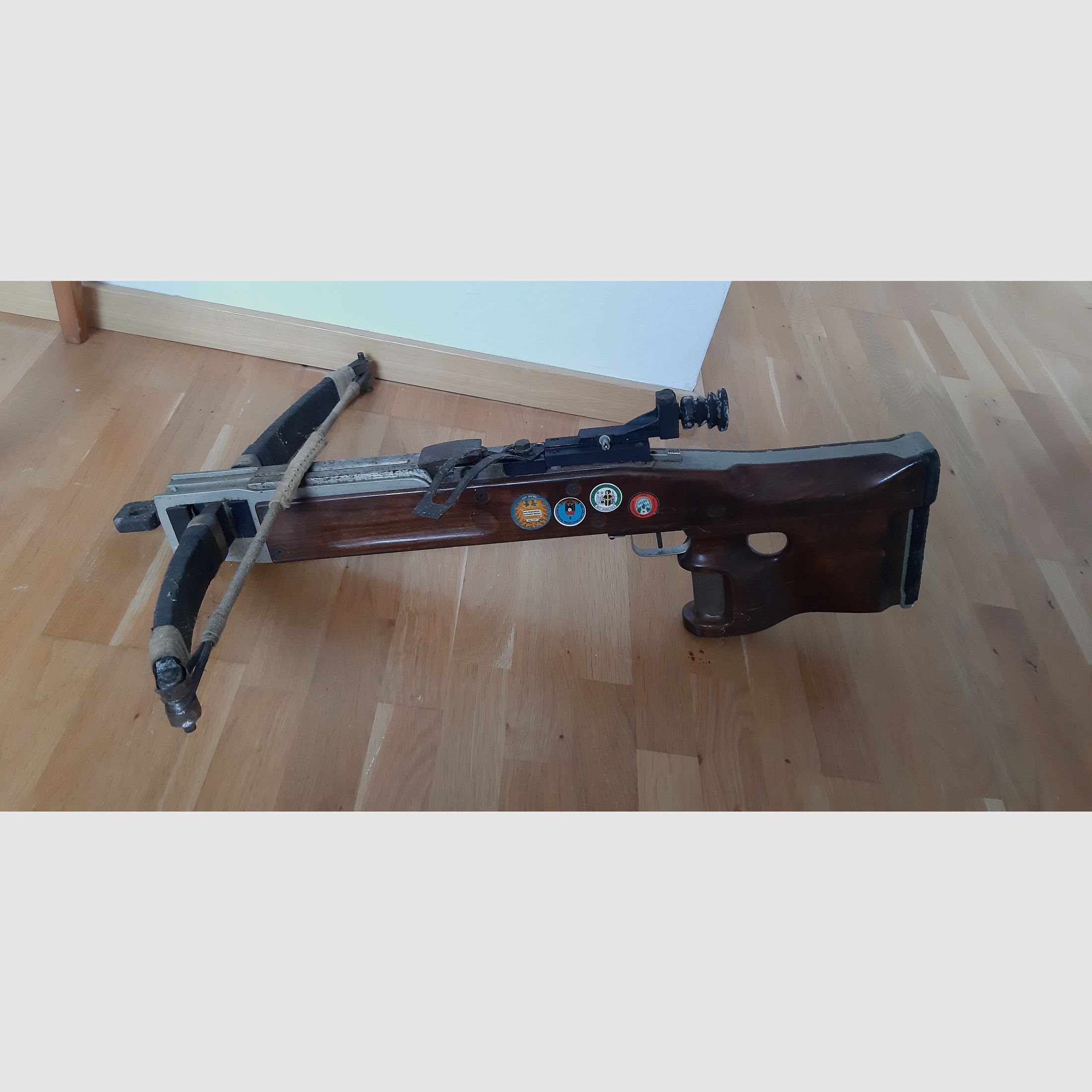 Vogelarmbrust mit Spanner