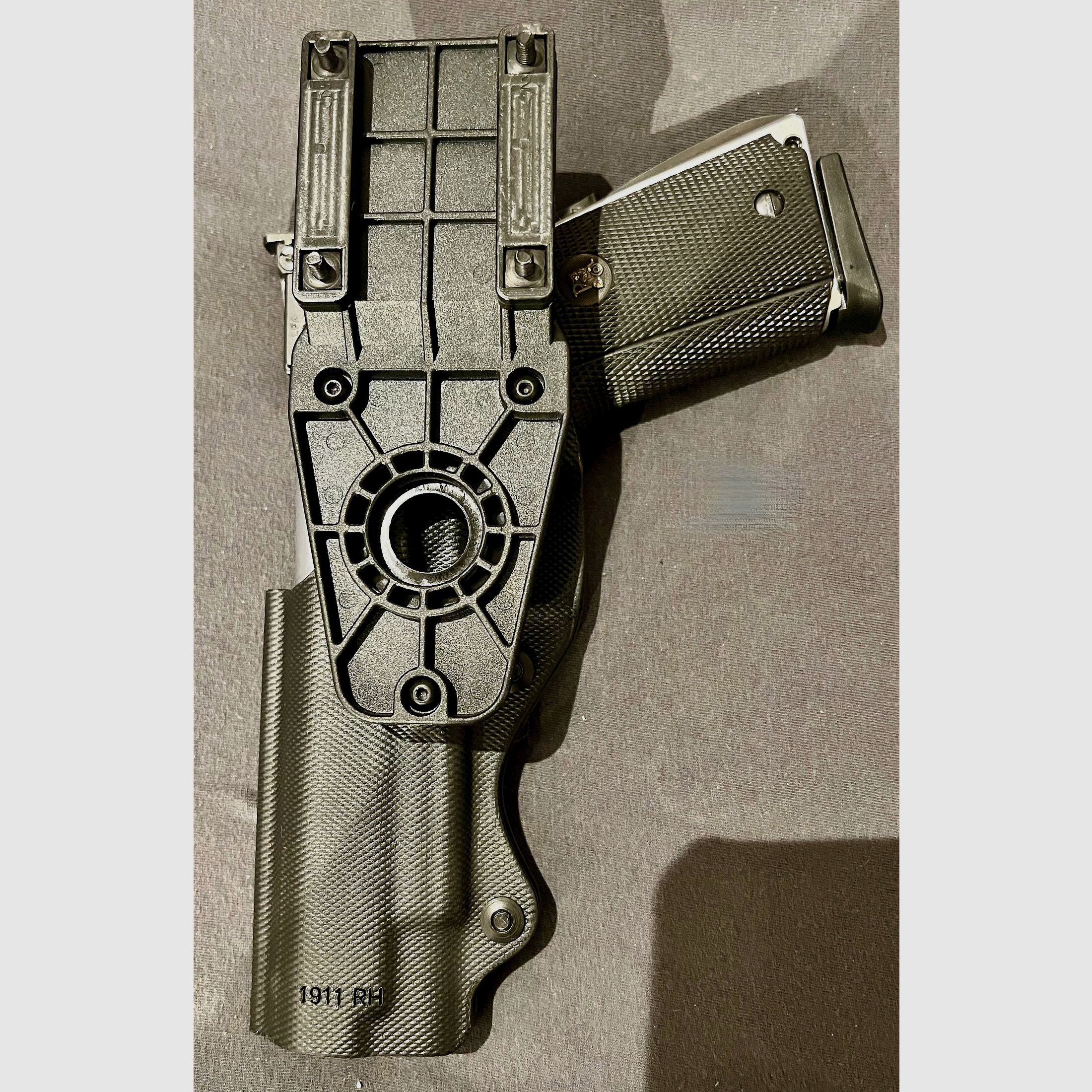 Ghost Sportholster für 1911er — Techno Polymer