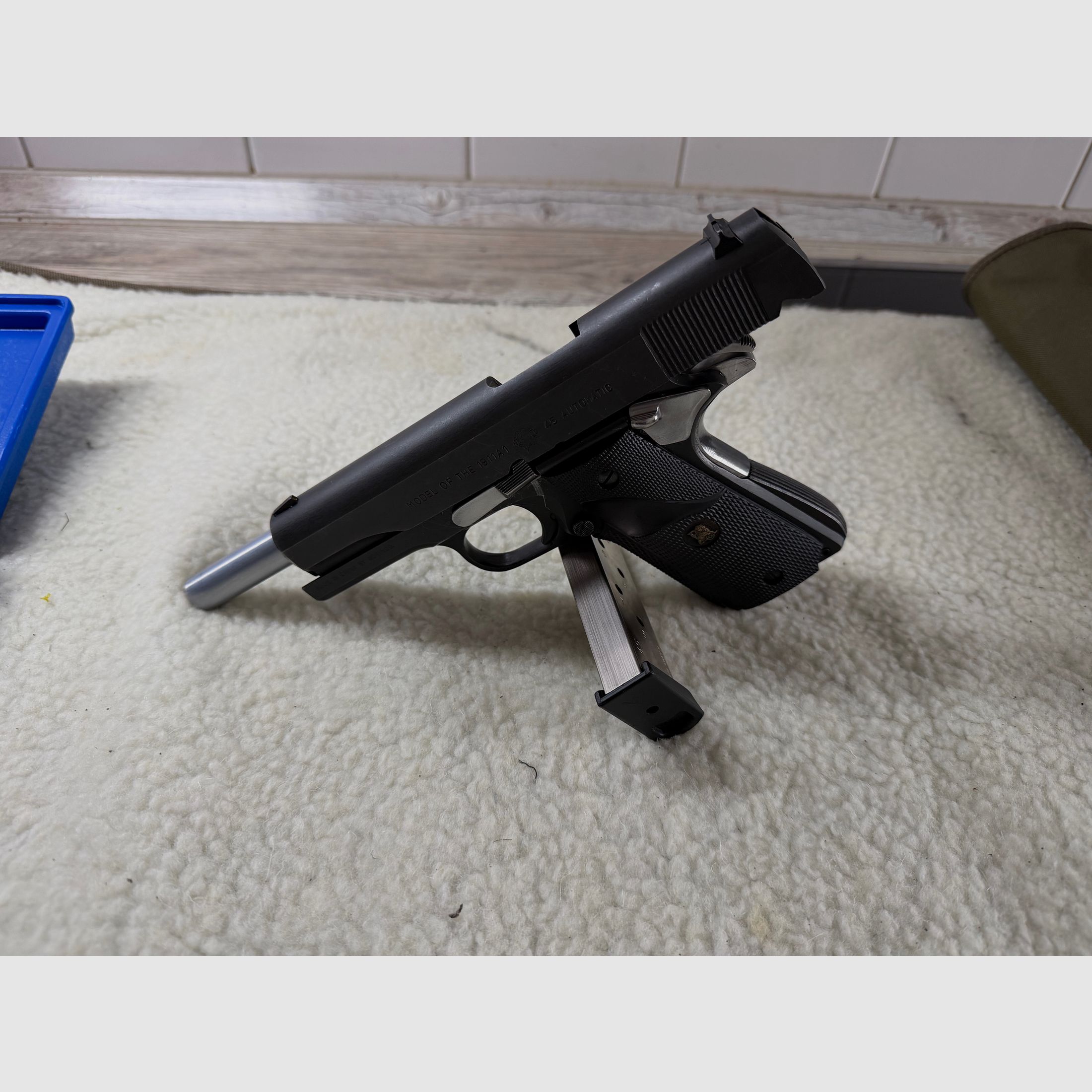 Norinco 1911 A1 .45 ACP inkl. Peters Stahl .22lr Wechselsystem