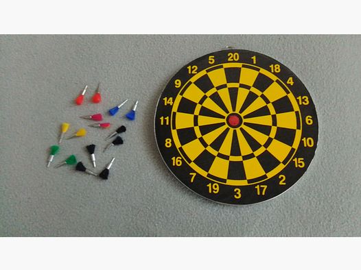 Spring pin 4.5mm with matching dartboard (NEW) for air rifle/air pistol