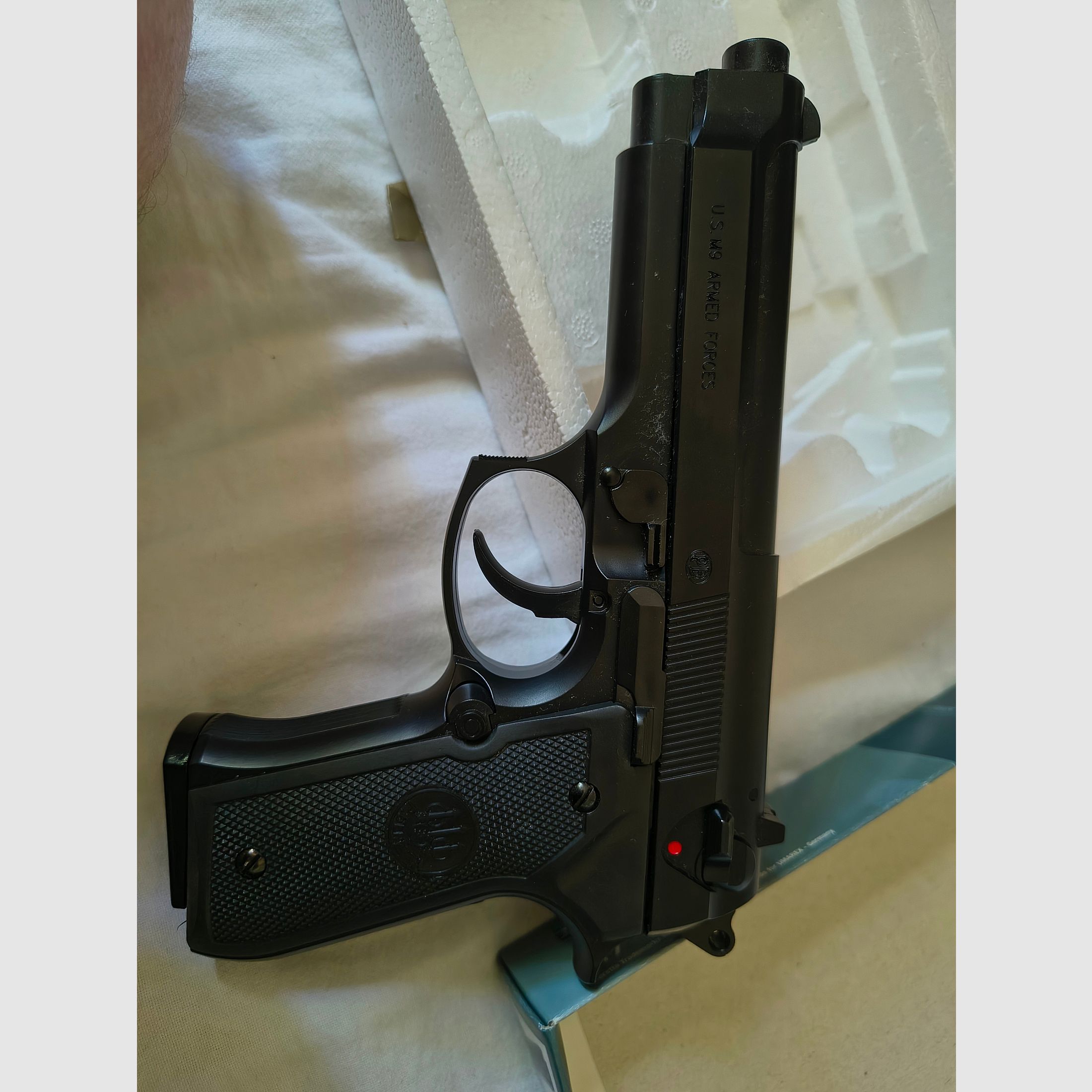 Umarex Beretta M9 Airsoft Pistole (Preis VB)