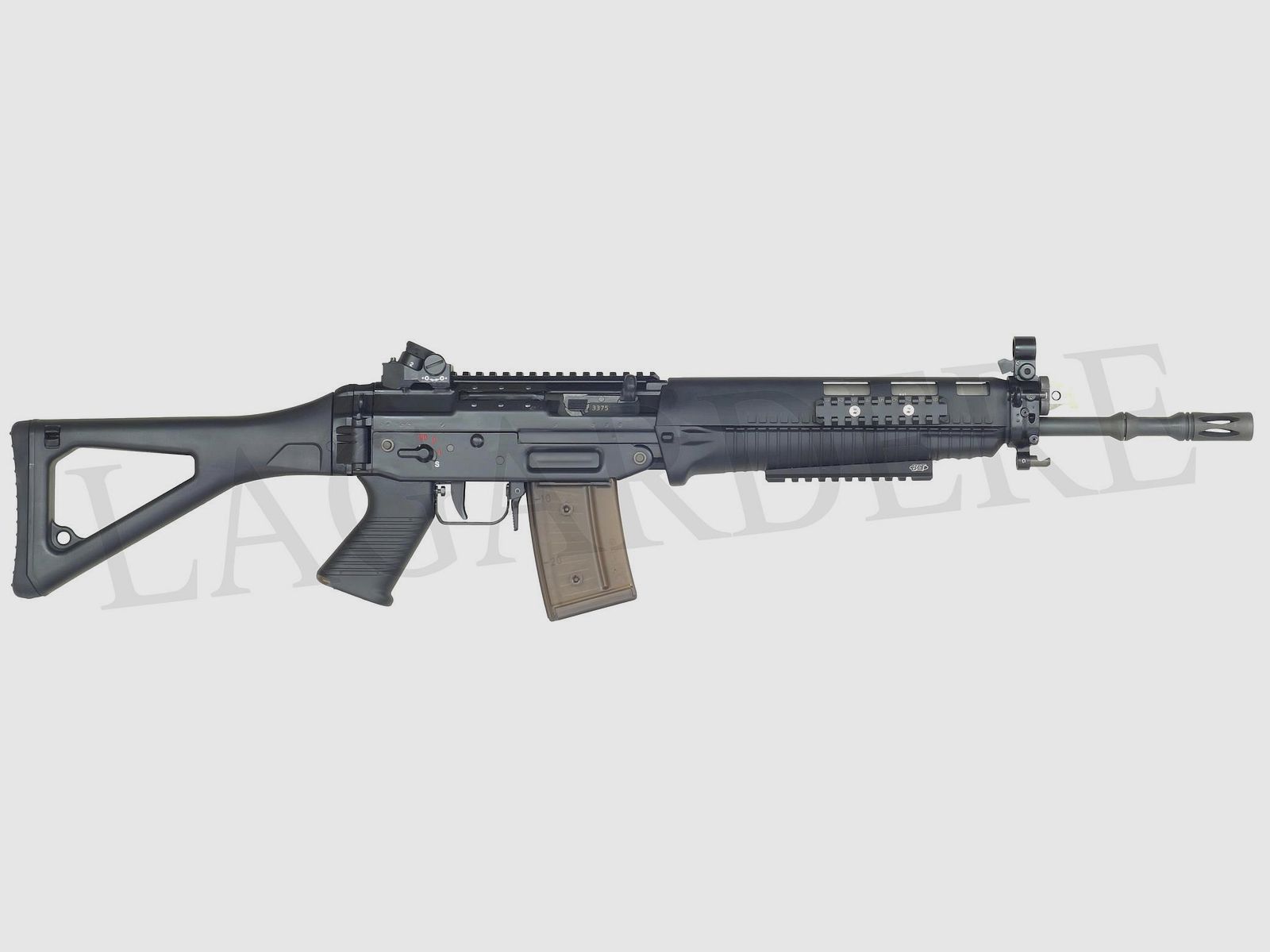 SIG SG 551-2 LB AUTOMATIQUE(FUSIL D&rsquo;ASSAUT AUTOMATIQUE)