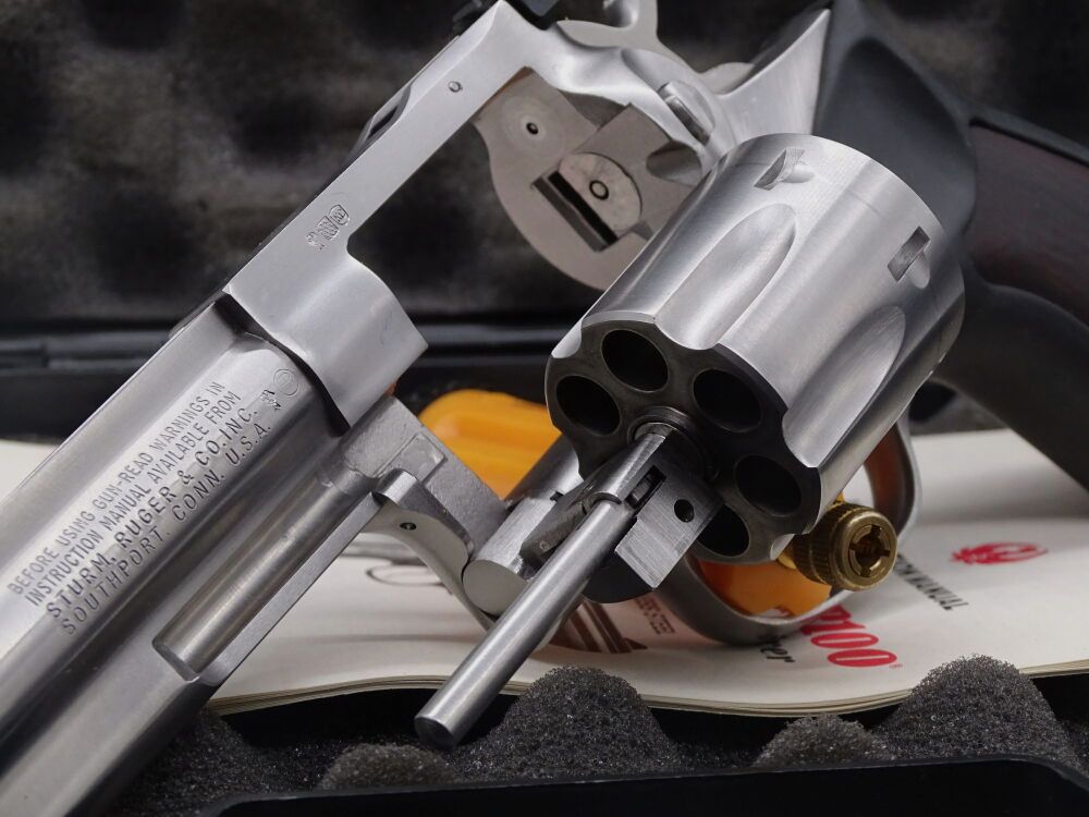 Ruger GP 100 4" kaliber .357 Magnum GP 100