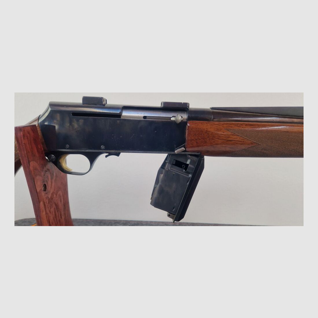 Browning Browning BAR II semi-automatic rifle