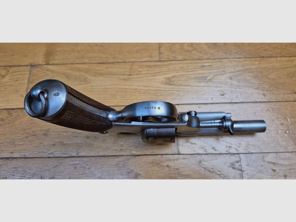 Sehr schöner Dienstrevolver Modell 1873 – Kaliber 11mm73 – Vollständig monomatrikuliert – Immer noch original strohgelb nach 145 Jahren! – MAS 1881 – Sehr gute Mechanik, schöner Lauf und schöne Kammern – TBE / TBE+, Bild 9 von 21