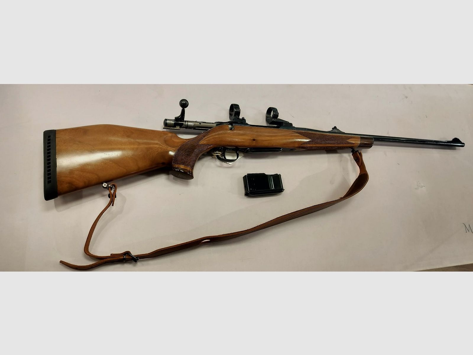 Repetierbüchse SAUER 90 Kal. .300 Win Mag GEGEVEN!!!, afbeelding 1 van 4