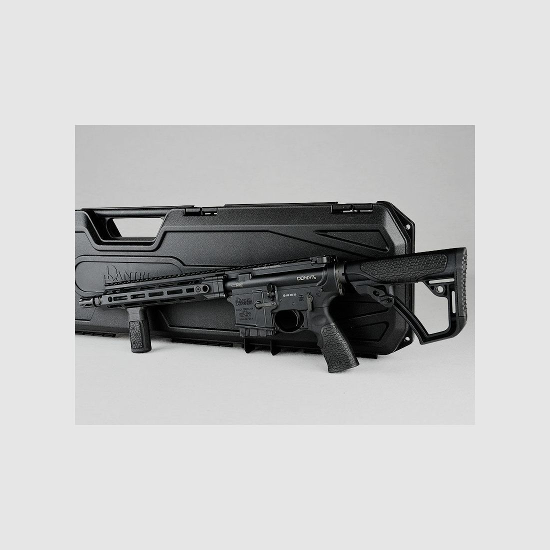 Daniel Defense	 M4 V7-S