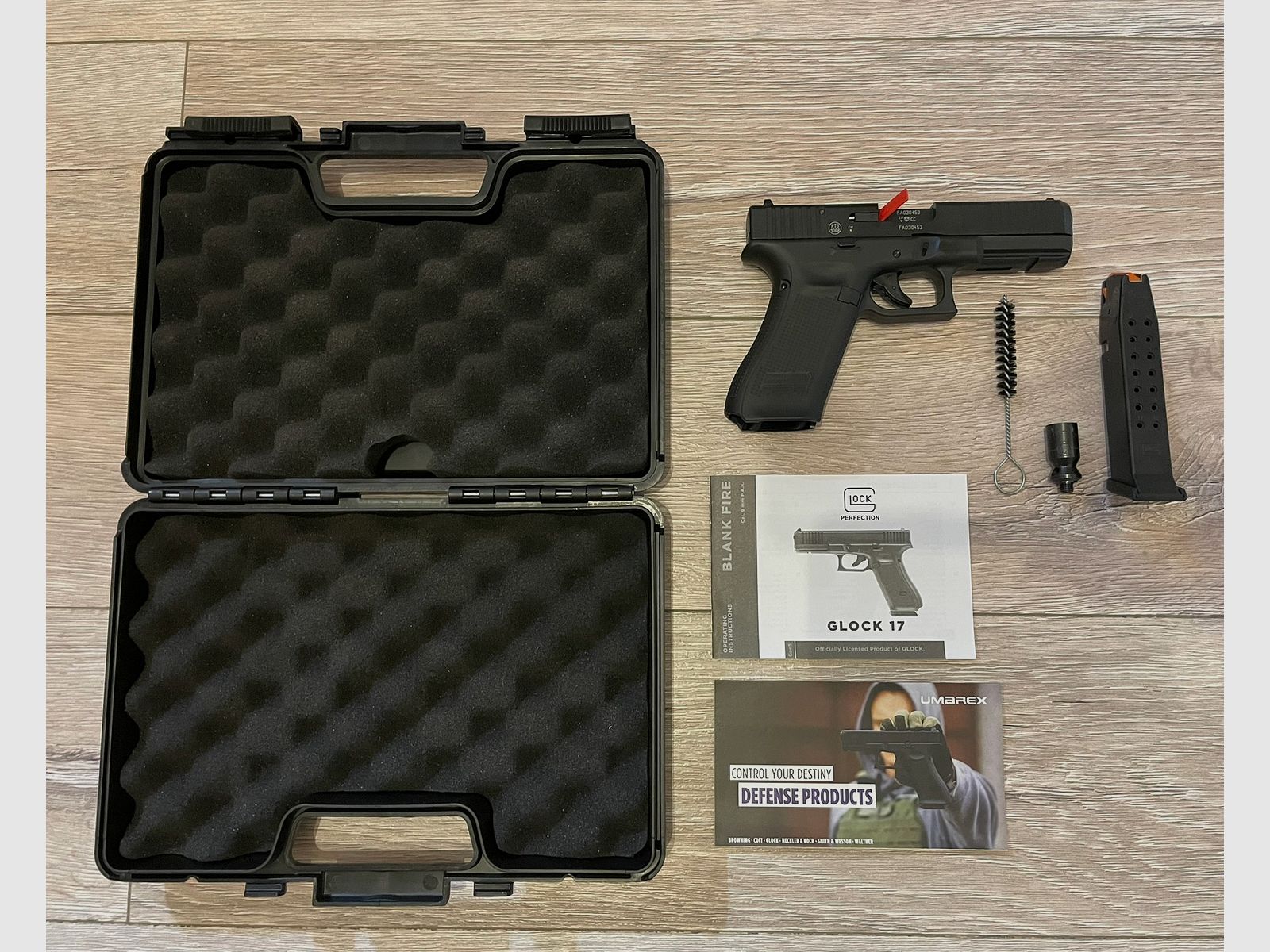 Glock 17 Gen5 Schreckschuss Pistole 9 mm P.A.K. schwarz