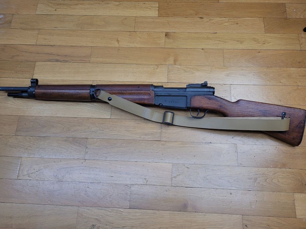 Schöner MAS 36 Gewehr 2. Typ - 100% zweiter Typ – Seltene Umrüstung für Kal. 308 Winchester und mit Sicherheit (!) – Bajonett und Gewehrriemen – Ausgezeichneter Spiegel-Lauf mit sehr schönen Zügen – Gehäuse und Verschluss mit Nummer – Gewehrriemen – Clips verfügbar – Spezialwaffe für TBE +, Bild 1 von 23