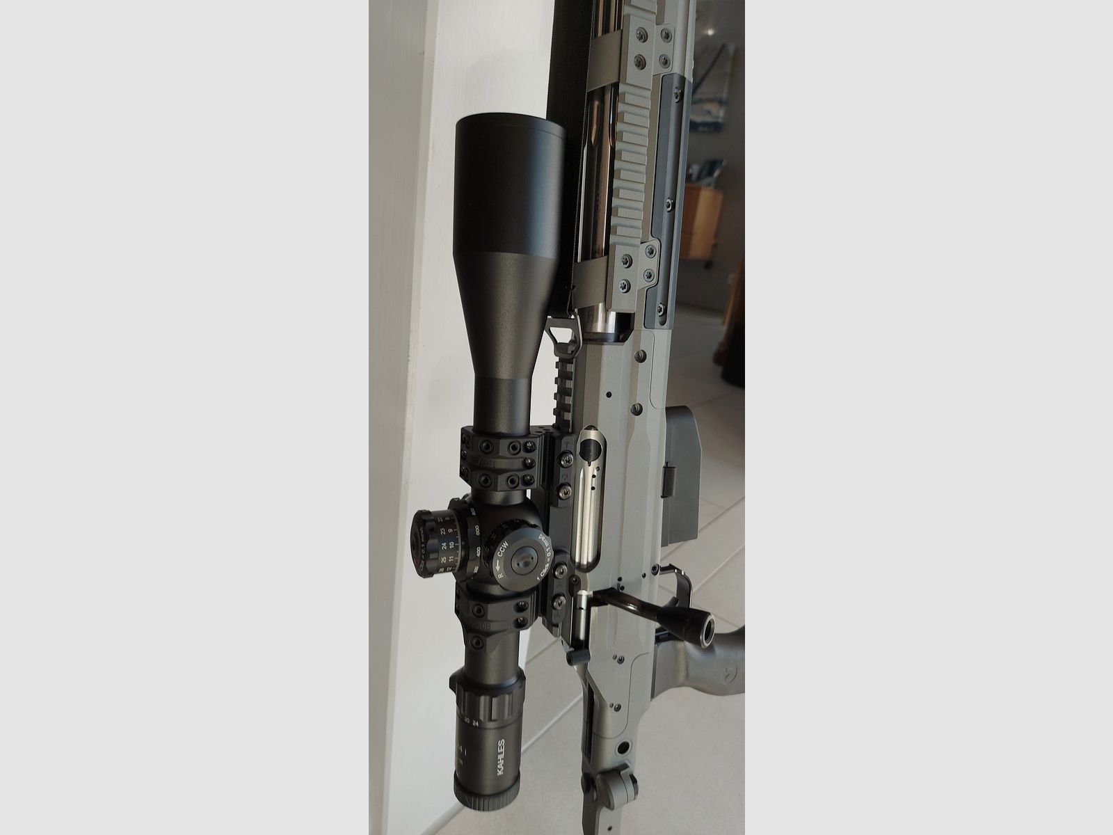 Voere M2 z kolbą X3/4 LR precyzyjny karabinek powtarzalny 6.5 Creedmoor z akcesoriami i gwarancją