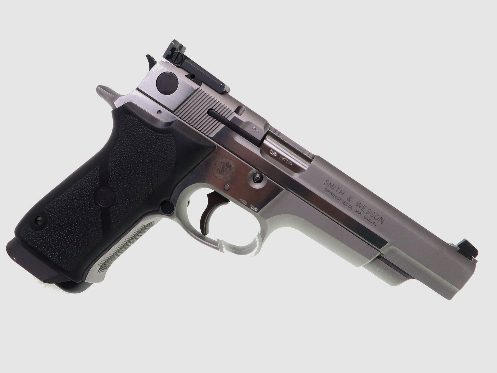 Smith & Wesson Target Champion 9mm Luger