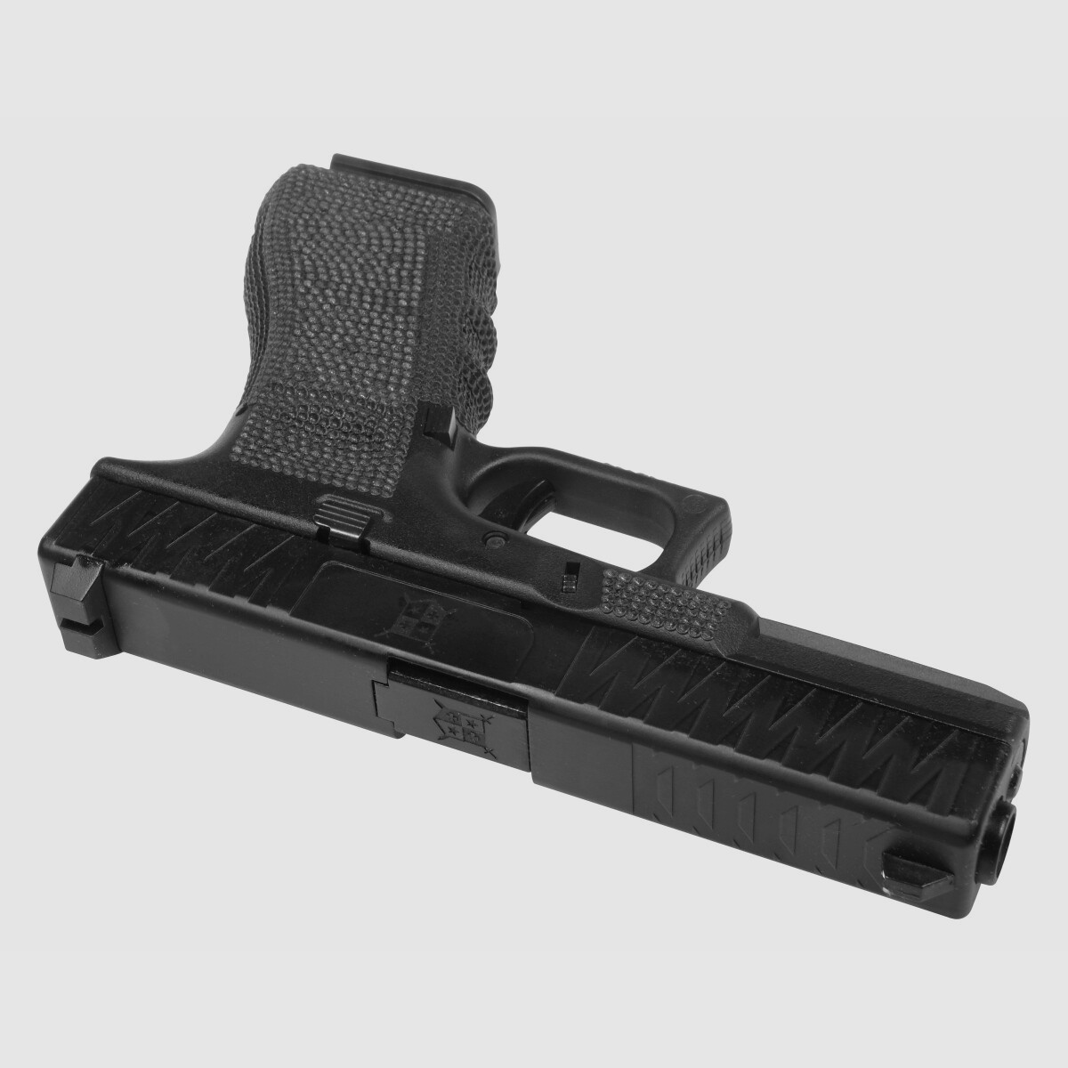 P05 GBB Airsoft Pistole in Schwarz | Delta Armory