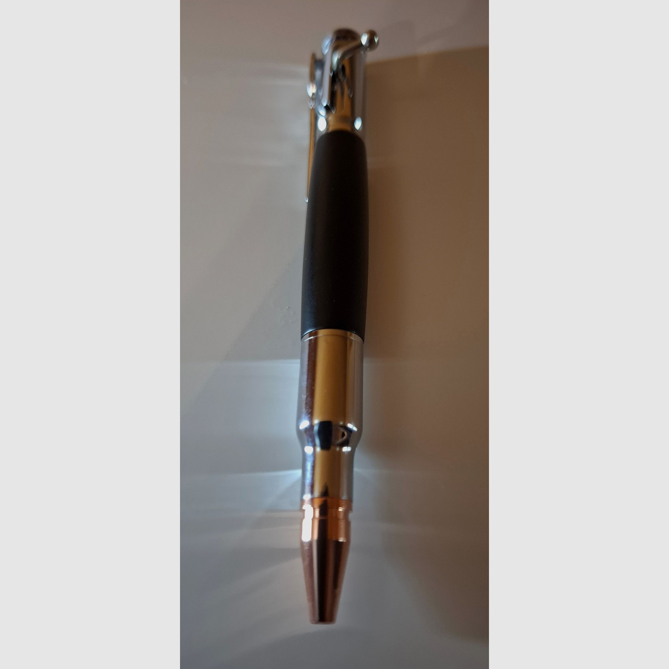 Vendo bolígrafos de caza en varias combinaciones.