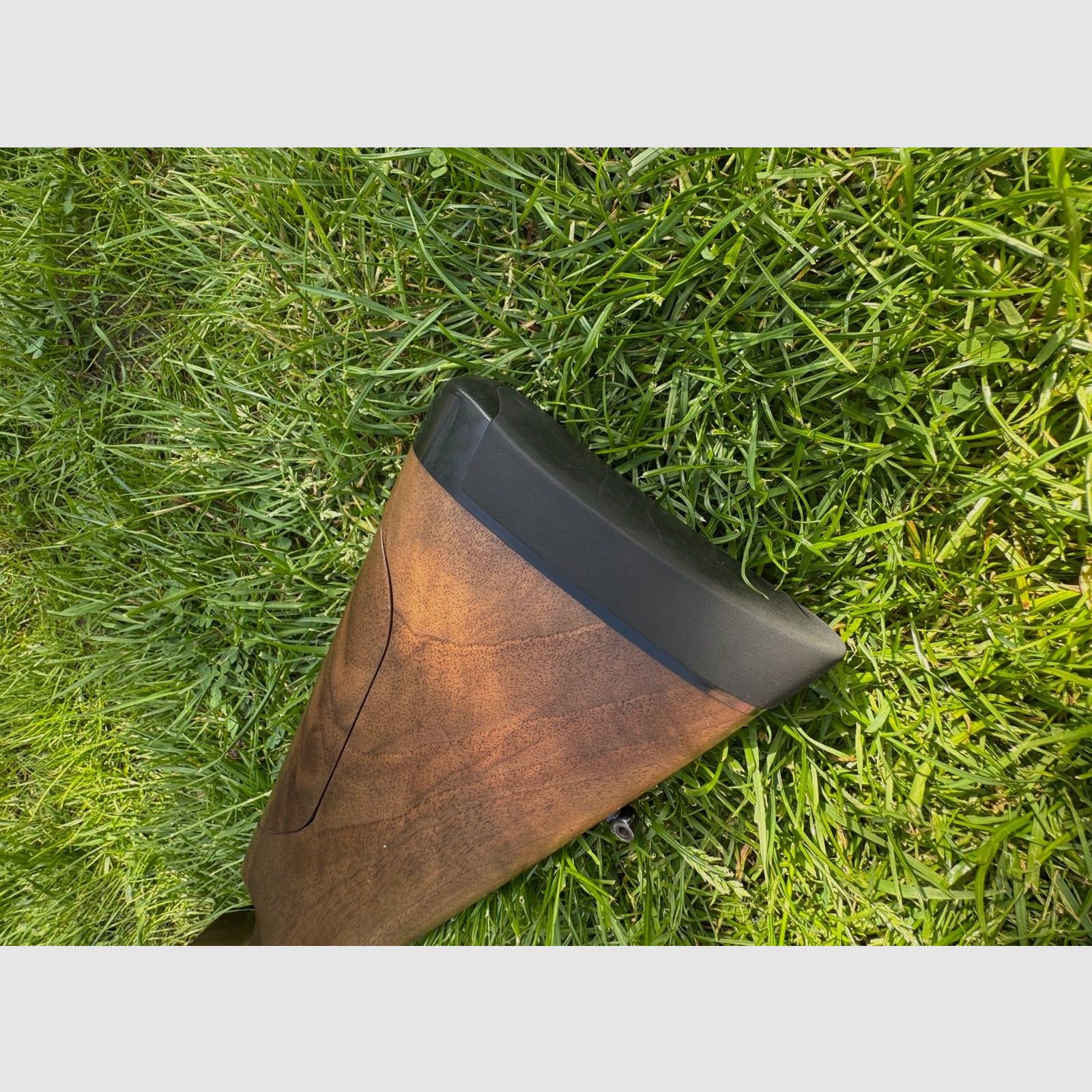 Houten kolf SteelAction met verstelbare wang Model HM