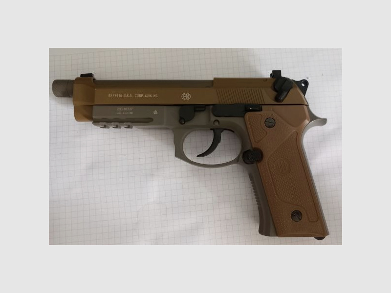 Komplettset Beretta M9 A3 FDE Softair-Co2-Pistole Kaliber 6 mm BB Blowback