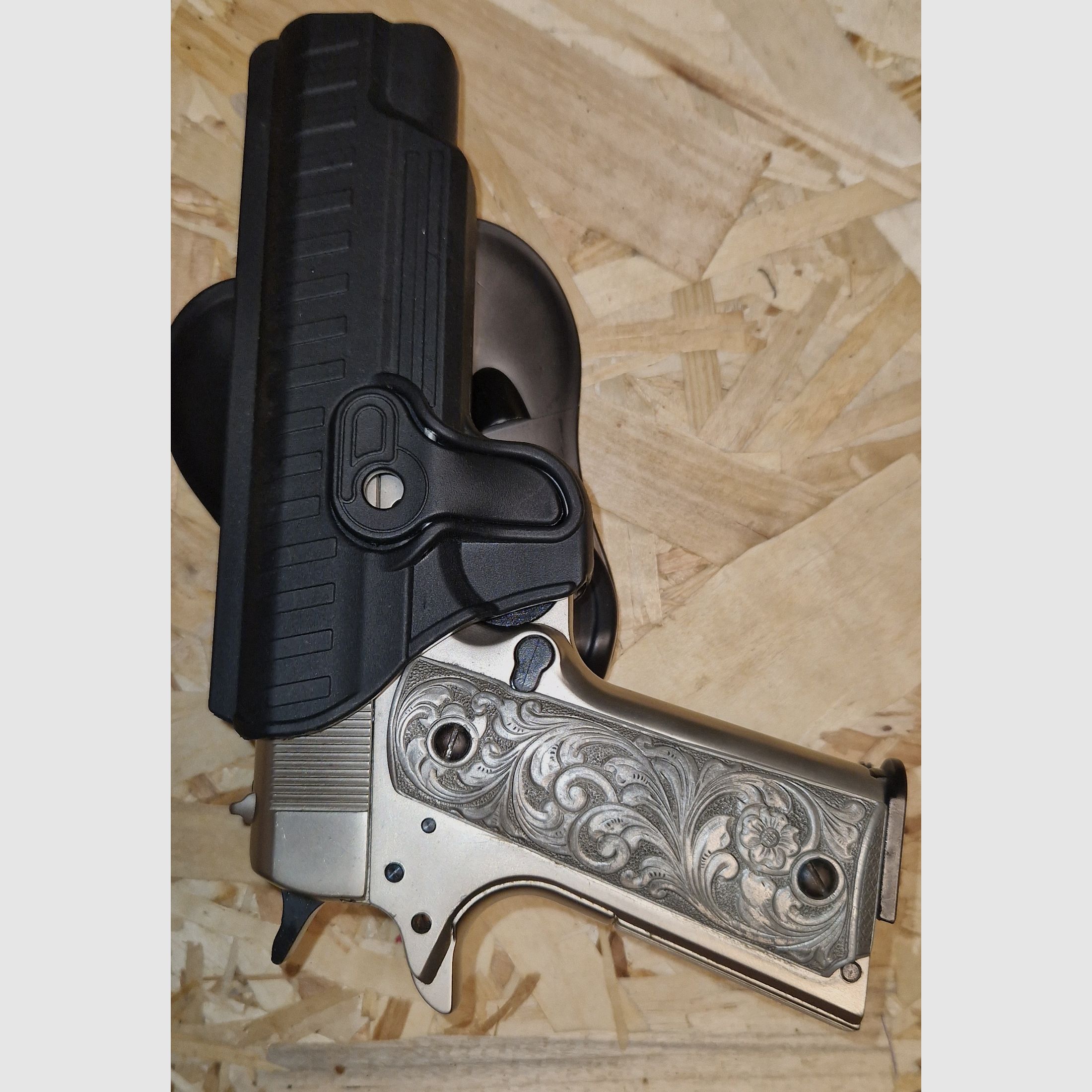 COLT GOVERNMENT 1911  A1 / SILBER / CHROME  / mit  Zubehör / cal. 9mm P.A.K. / PTB 638 / SCHRECKSCHUSS GAS PISTOLE SILVESTER SELBSTVERTEIDIGUNG SAMMLUNG  -----> Beschreibung lesen <------