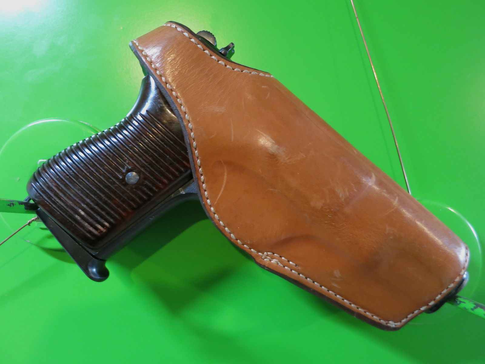 Leather belt holster Bianchi No. 119 TZ-75. CZ-75, metal belt clip, image 1 of 3