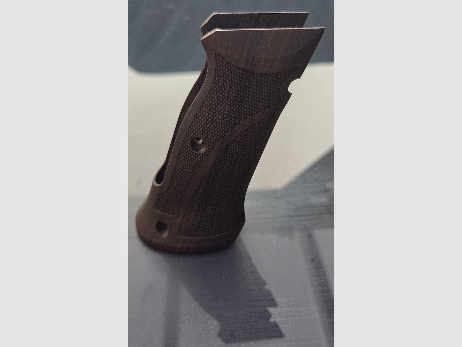 Griffschalen Holz CZ Taipan , Viper, Sport 2, Shadow 1 - Sport Nussbaum