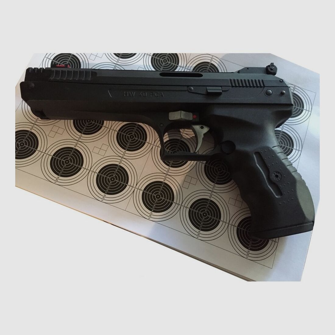 Weihrauch Sport Luftpistole HW 40 PCA