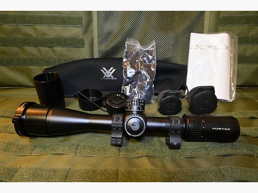 Vortex Viper PST Gen II 3-15x44 MRAD FFP EBR-7C - Set completo